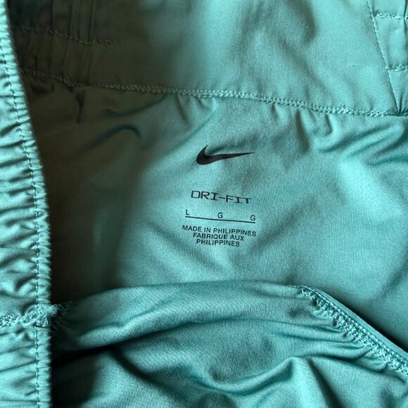Nike Dri-fit running shorts - Picture 3 of 9